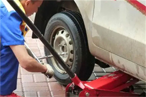 金沙附近拖车24小时服务热线电话