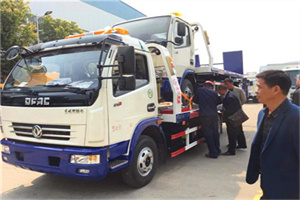 金沙汽车道路救援拖车价格